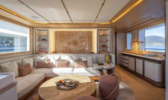 Haze II yacht charter lifestyle
