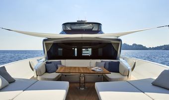 Estia yacht charter lifestyle