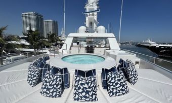 Sport yacht charter lifestyle