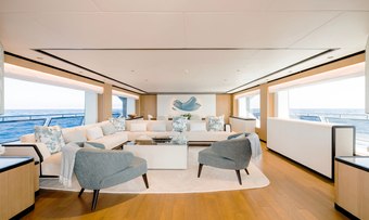 Elza yacht charter lifestyle