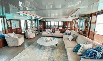 Oculus yacht charter lifestyle