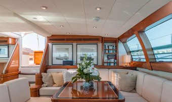 Grand Bleu Vintage yacht charter lifestyle