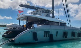 Graya yacht charter Sunreef Yachts Motor/Sailer Yacht