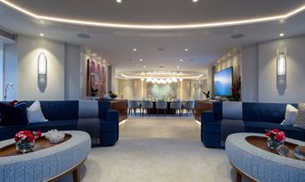 Santosha yacht charter lifestyle