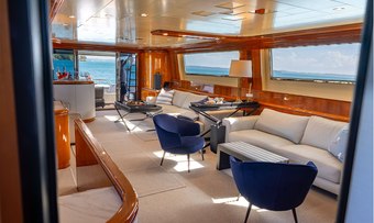 Liberte IV yacht charter lifestyle