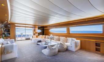 Cynthia yacht charter lifestyle