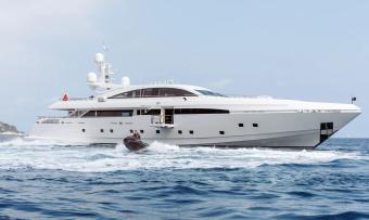 Bon Vivant yacht charter Codecasa Motor Yacht