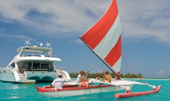 Jambo yacht charter lifestyle