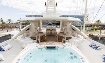 Palatial yacht charter lifestyle