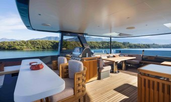 Haze II yacht charter lifestyle