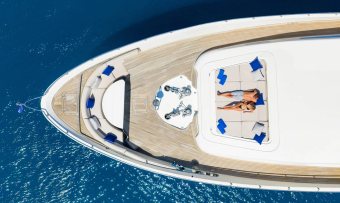 Liberdade yacht charter lifestyle