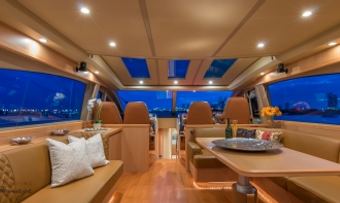 Divas Del Mar yacht charter lifestyle