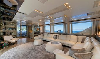 Premura yacht charter lifestyle