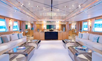 O'Natalina yacht charter lifestyle