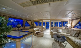 Andiamo yacht charter lifestyle