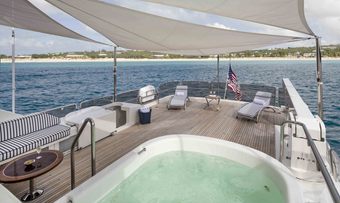 Sharon Lee yacht charter lifestyle