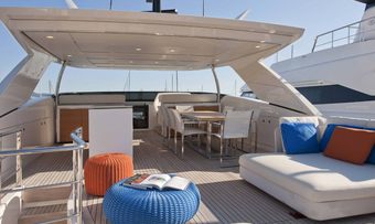 Muma yacht charter lifestyle