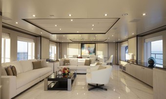 Willow yacht charter lifestyle