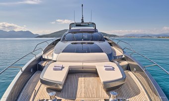 Menangio X yacht charter lifestyle