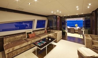Antelope III yacht charter lifestyle