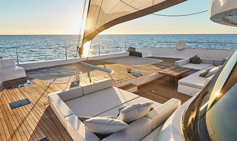 7X yacht charter lifestyle