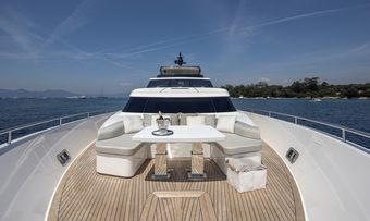 George Five yacht charter lifestyle