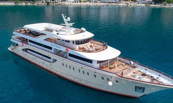 Queen Eleganza yacht charter Radez Motor Yacht