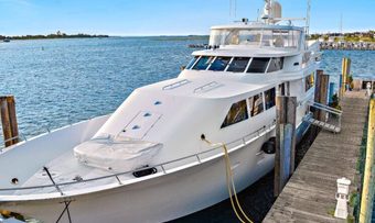 Lady Grace yacht charter lifestyle