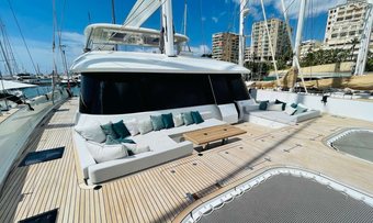 Seaclusion yacht charter lifestyle