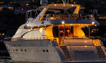 Sea Hawk yacht charter lifestyle
