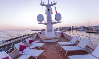 Deneb's Daughter yacht charter lifestyle