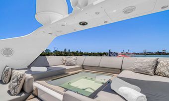 Carpe Diem yacht charter lifestyle