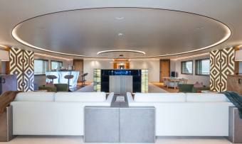 La Datcha yacht charter lifestyle