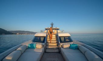 AM yacht charter lifestyle
