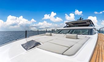 Notynog yacht charter lifestyle