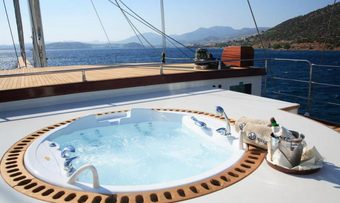 The Langley yacht charter lifestyle