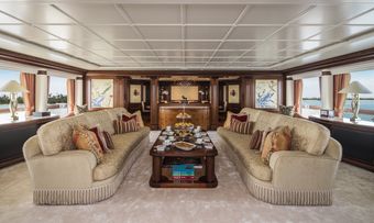 Calypso yacht charter lifestyle
