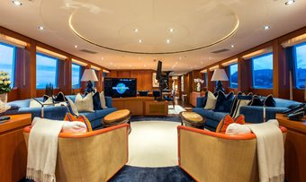 Snowbird yacht charter lifestyle