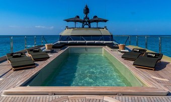 DB9 yacht charter lifestyle