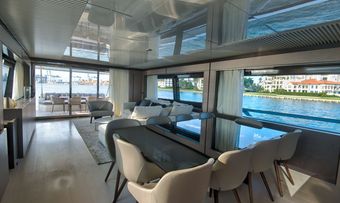 Ciao II yacht charter lifestyle