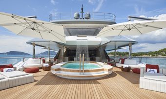Dar yacht charter lifestyle