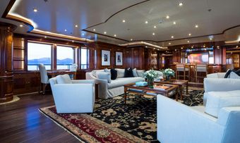 Starfire yacht charter lifestyle