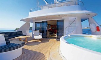 Endless Summer yacht charter lifestyle