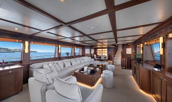 Hag yacht charter lifestyle