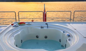 Funda D yacht charter lifestyle