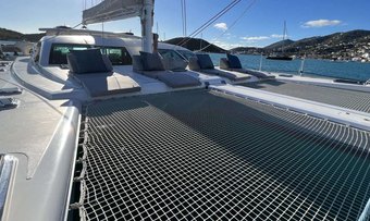 Laysan yacht charter lifestyle