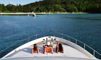 Sea Stream yacht charter lifestyle