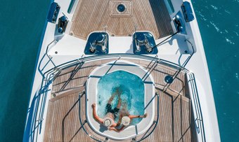 Wabash yacht charter lifestyle