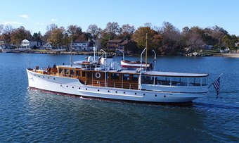Olympus yacht charter New York Launch  Motor Yacht