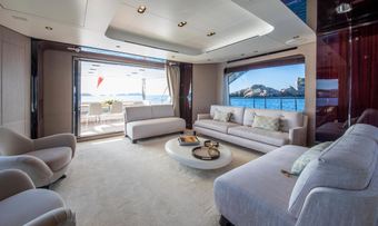 Cloudy Bay yacht charter lifestyle